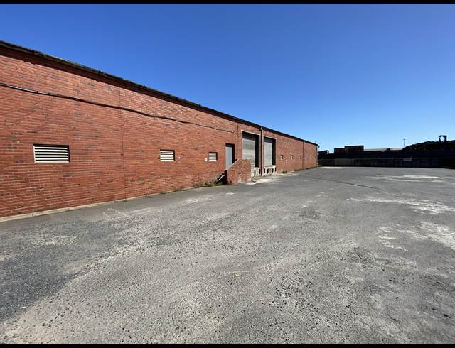 4,000M² WAREHOUSE TO LET IN EPPING INDUSTRIAL