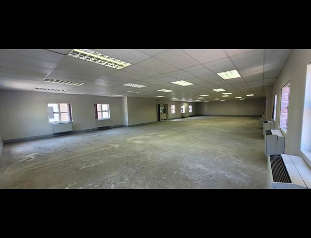 1,430M² OFFICE TO LET IN NELSPRUIT CENTRAL