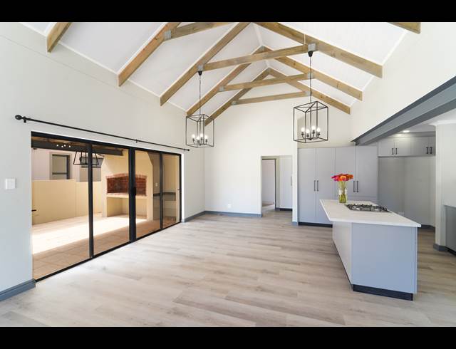 3 bed property to rent in ALTONA