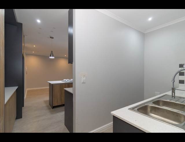 4 BEDROOM HOUSE TO LET IN SANDOWN