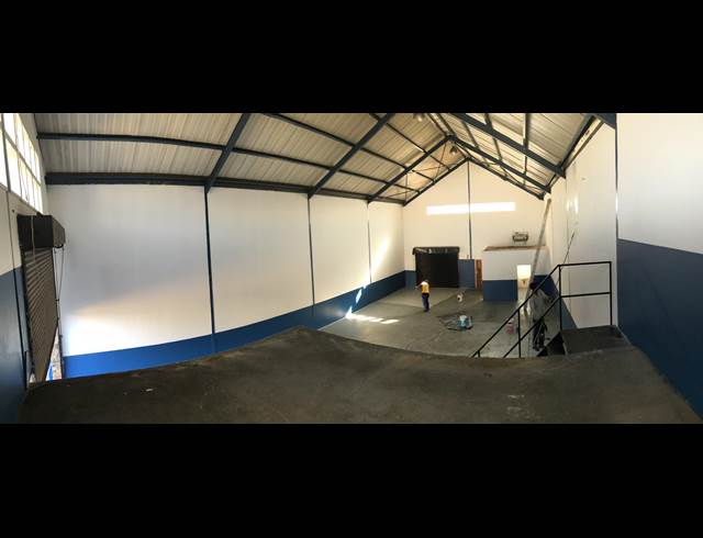 225M² WAREHOUSE TO LET IN LASER PARK