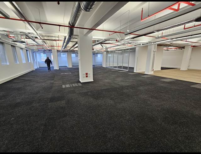 505M² OFFICE TO LET IN WOODSTOCK
