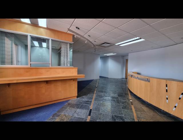 630M² OFFICE TO LET IN MUSGRAVE