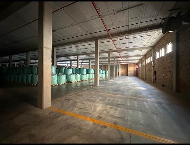4,824M² WAREHOUSE TO LET IN KYA SANDS