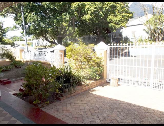 4 bed property to rent in OBSERVATORY