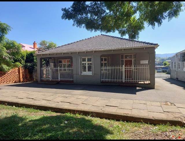 150M² OFFICE RENTED IN PIETERMARITZBURG CENTRAL