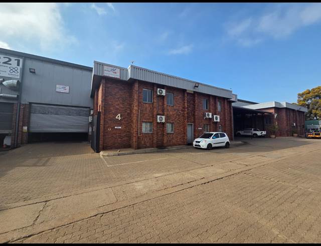 800M² WAREHOUSE TO LET IN WAVERLEY