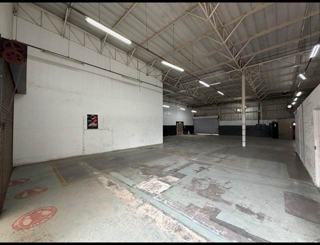 559M² WAREHOUSE TO LET IN HALFWAY HOUSE