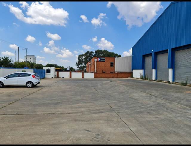 3,000M² WAREHOUSE RENTED IN WADEVILLE