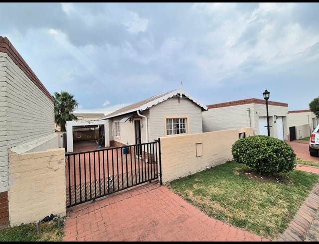 3 BEDROOM CLUSTER RENTED IN NOORDWYK