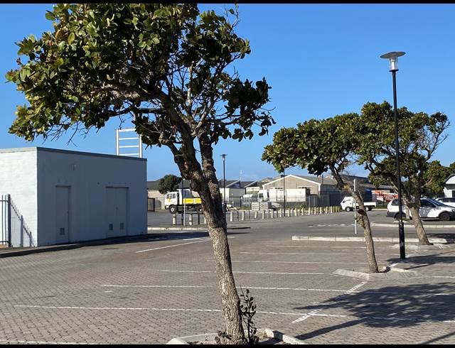 424M² RETAIL TO LET IN TOKAI