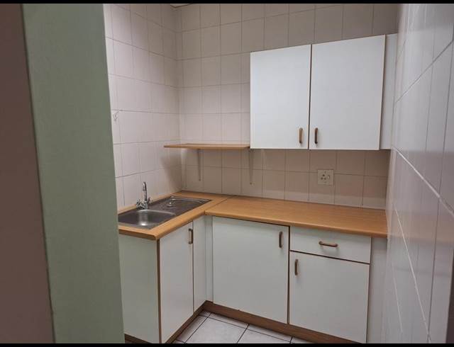 BUSINESS PROPERTY TO RENT IN ROUTE 21 BUSINESS PARK