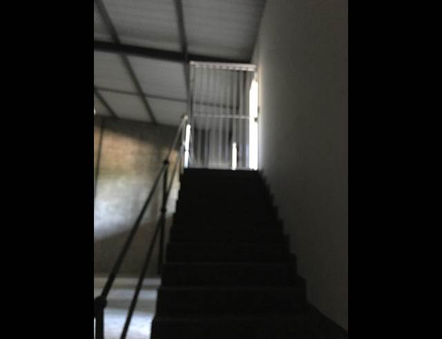 1,069M² WAREHOUSE TO LET IN BRIARDENE