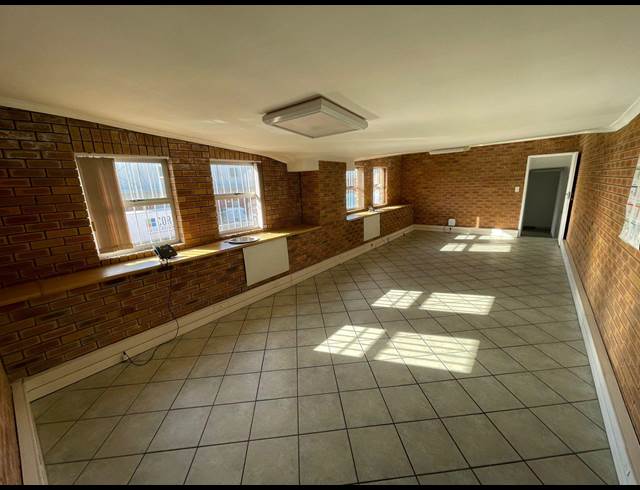 930M² WAREHOUSE TO LET IN BEACONVALE