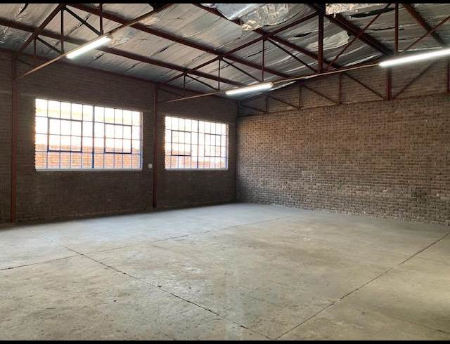 170M² WORKSHOP TO LET IN ROCKY DRIFT