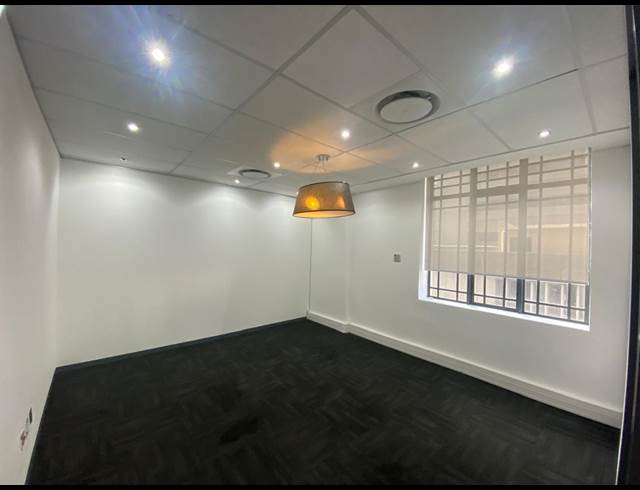 340M² OFFICE TO LET IN CAPE TOWN CITY CENTRE