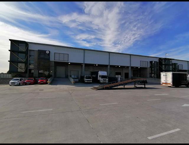 6,569M² WAREHOUSE TO LET IN BELLVILLE SOUTH INDUSTRIA