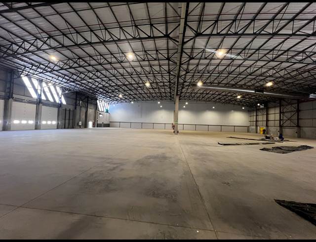 3,484M² WAREHOUSE TO LET IN BLACKHEATH INDUSTRIAL