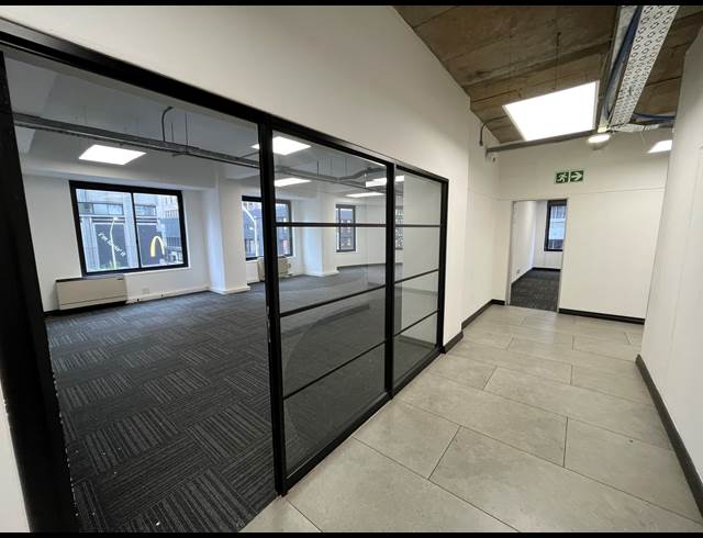695M² OFFICE TO LET IN CAPE TOWN CITY CENTRE