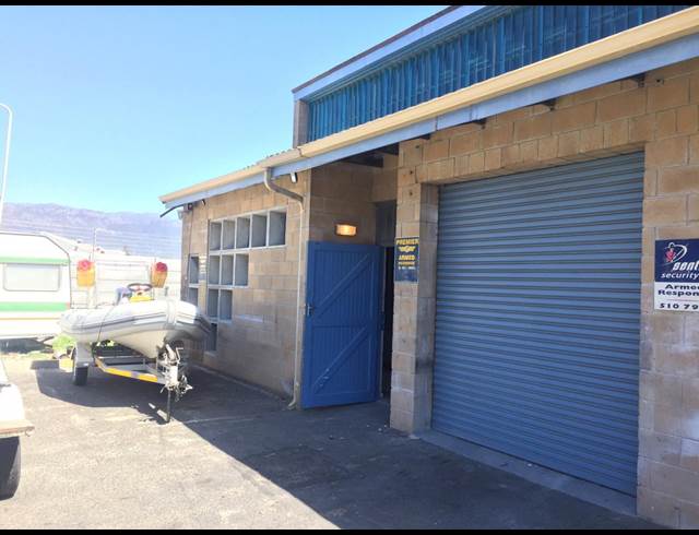100M² WAREHOUSE TO LET IN RETREAT