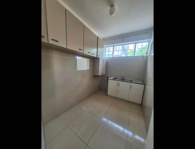 5 BEDROOM PROPERTY TO RENT IN OVERPORT