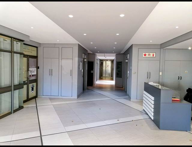 218M² BUILDING TO LET IN TYGER VALLEY
