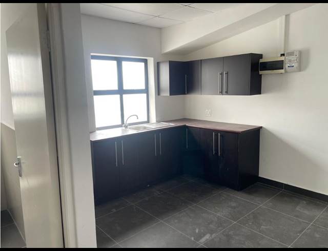 189M² OFFICE TO LET IN CAPRICORN