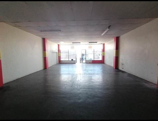 200M² RETAIL TO LET IN WADEVILLE