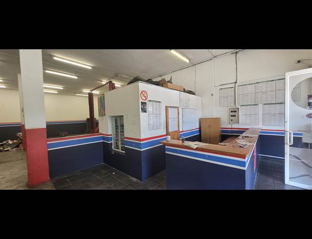 475M² WAREHOUSE TO LET IN NELSPRUIT CENTRAL