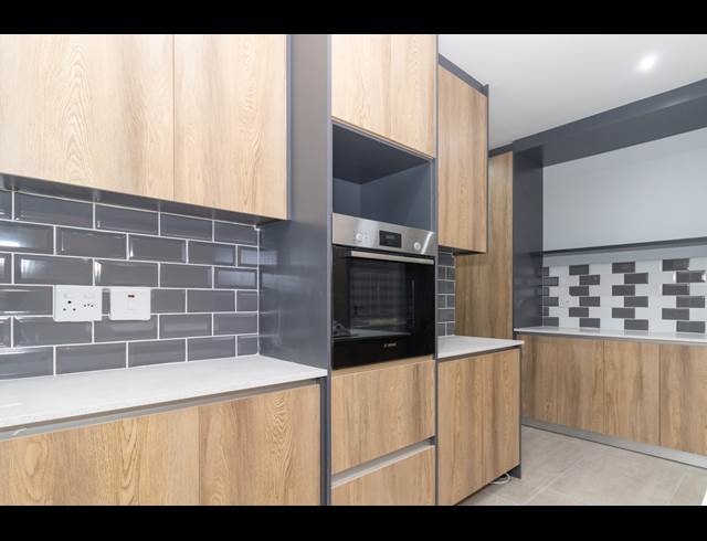 4 BEDROOM HOUSE TO LET IN SANDOWN