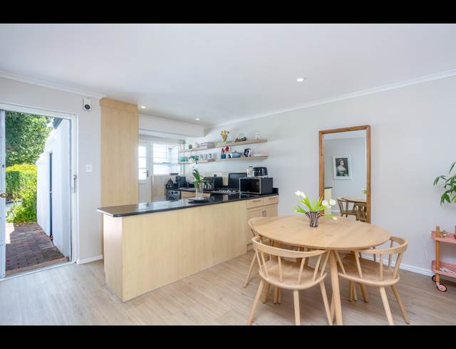 2 BEDROOM SIMPLEX RENTED IN WYNBERG UPPER