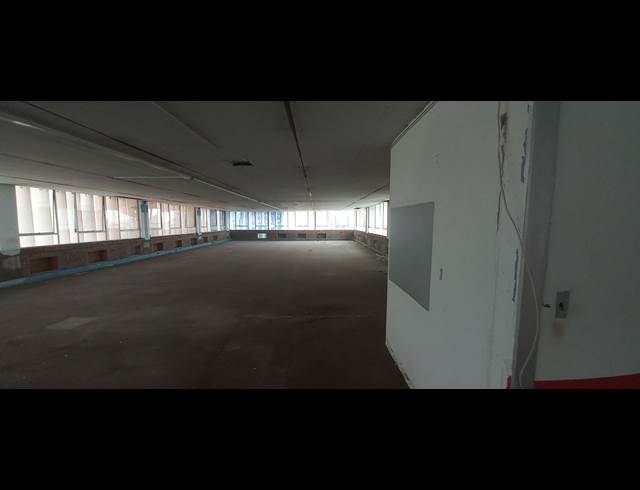 536M² BUSINESS TO LET IN BORDEAUX