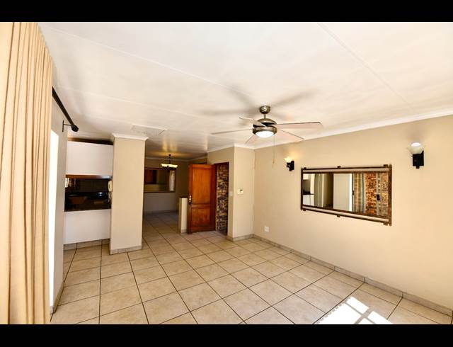 3 BEDROOM FREESTANDING RENTED IN PAULSHOF