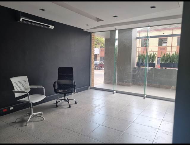 130M² OFFICE TO LET IN NELSPRUIT EXT 1