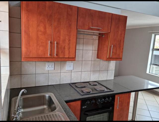 1 BEDROOM PROPERTY TO RENT IN BULT WEST