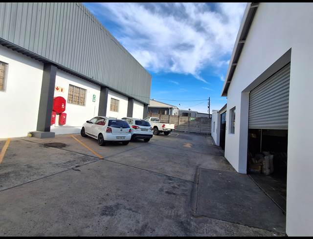 170M² WORKSHOP TO LET IN ARCADIA
