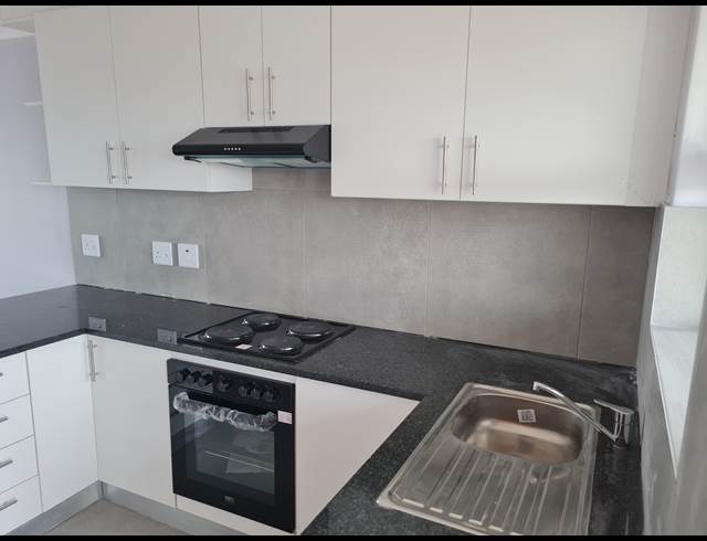 2 bed property to rent in RICHMOND