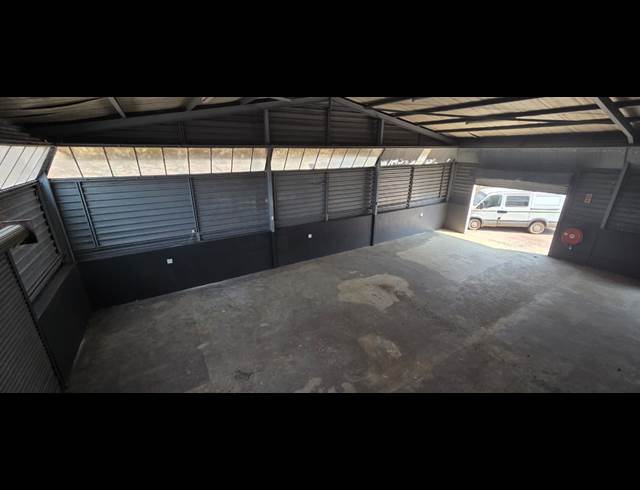 180M² WAREHOUSE TO LET IN VINTONIA