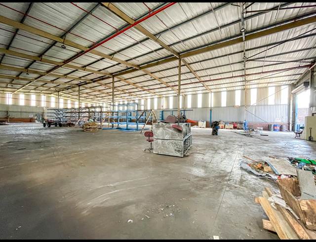 1,469M² WAREHOUSE TO LET IN WESTMEAD