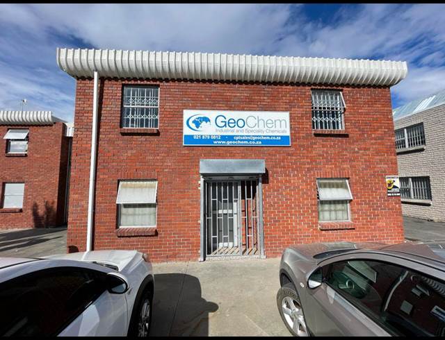 428M² WAREHOUSE RENTED IN STIKLAND INDUSTRIAL