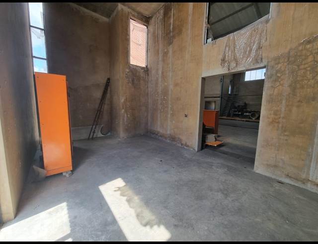 1,400M² WAREHOUSE TO LET IN ALBERTON NORTH