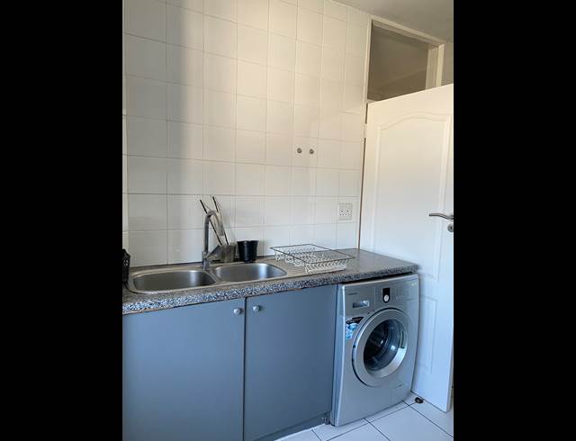 2 bed property to rent in RONDEBOSCH