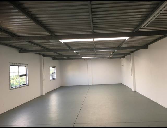 250M² WAREHOUSE RENTED IN CHISELHURST