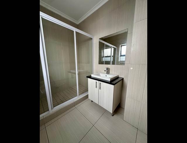 3 BEDROOM TOWNHOUSE TO LET IN PARKLANDS