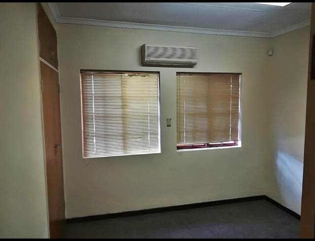 OFFICE PROPERTY TO RENT IN DORINGKLOOF