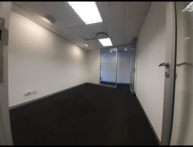 619M² OFFICE TO LET IN HIGHVELD