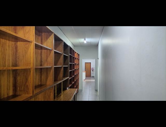 253.20M² OFFICE TO LET IN NELSPRUIT CENTRAL