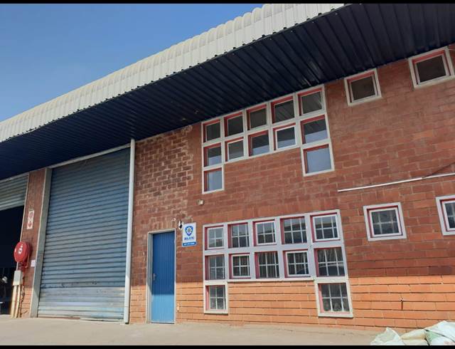 341M² WAREHOUSE TO LET IN BRIARDENE
