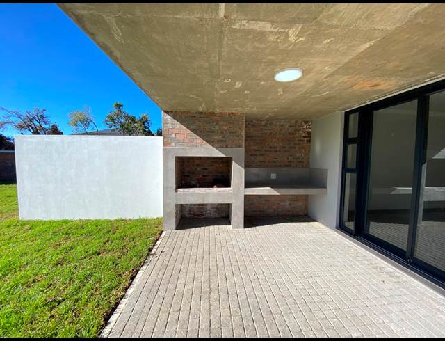 4 BEDROOM HOUSE TO LET IN GEORGE SOUTH