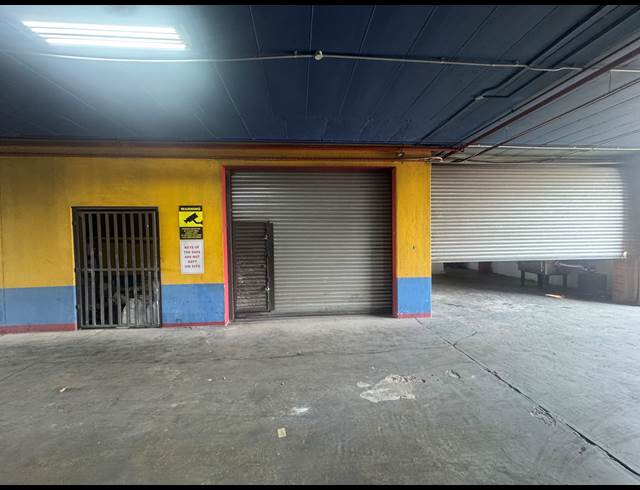 1,200M² WAREHOUSE TO LET IN WYNBERG